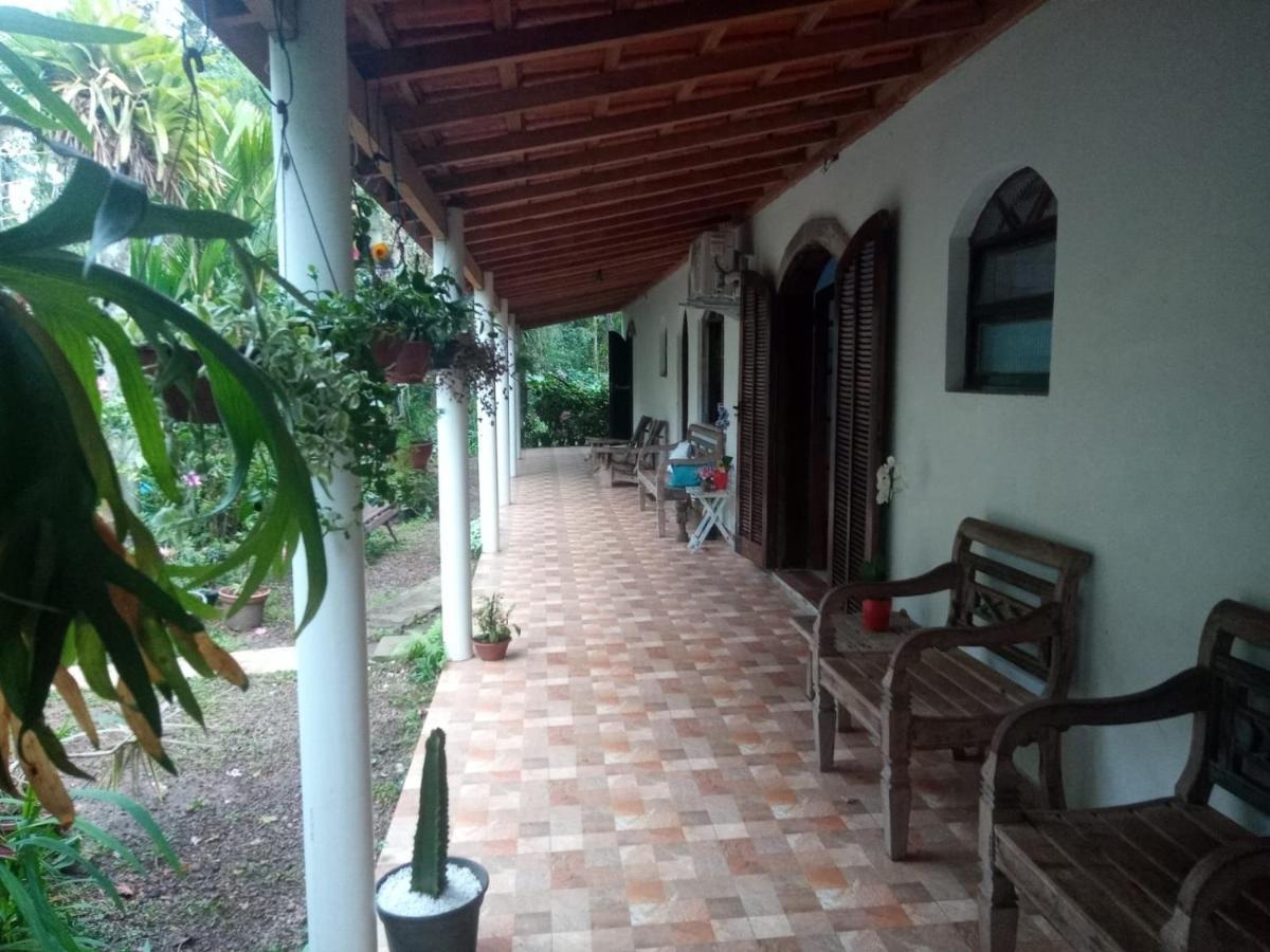 Suites Proximo Ao Rio Jaguareguava Em Bertioga Exterior photo